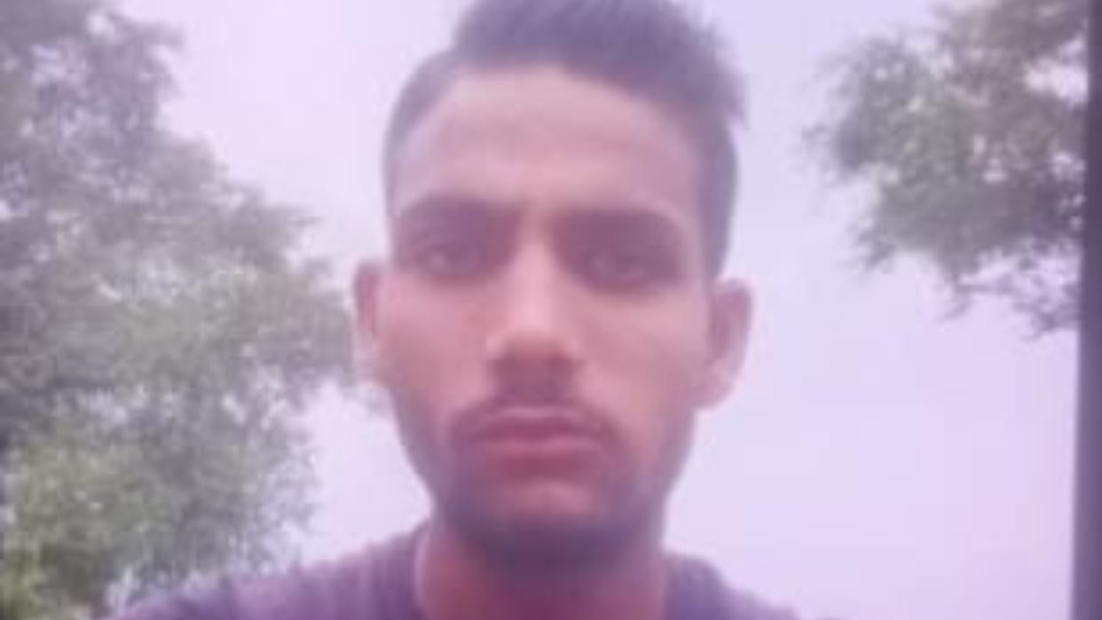 Bike rider dies after being hit by a roadways bus on Hulasnagara Overbridge in shahjahanpur