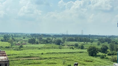 Weather Update Meerut: Heat returns with bright sun and strong winds, rain chances ahead