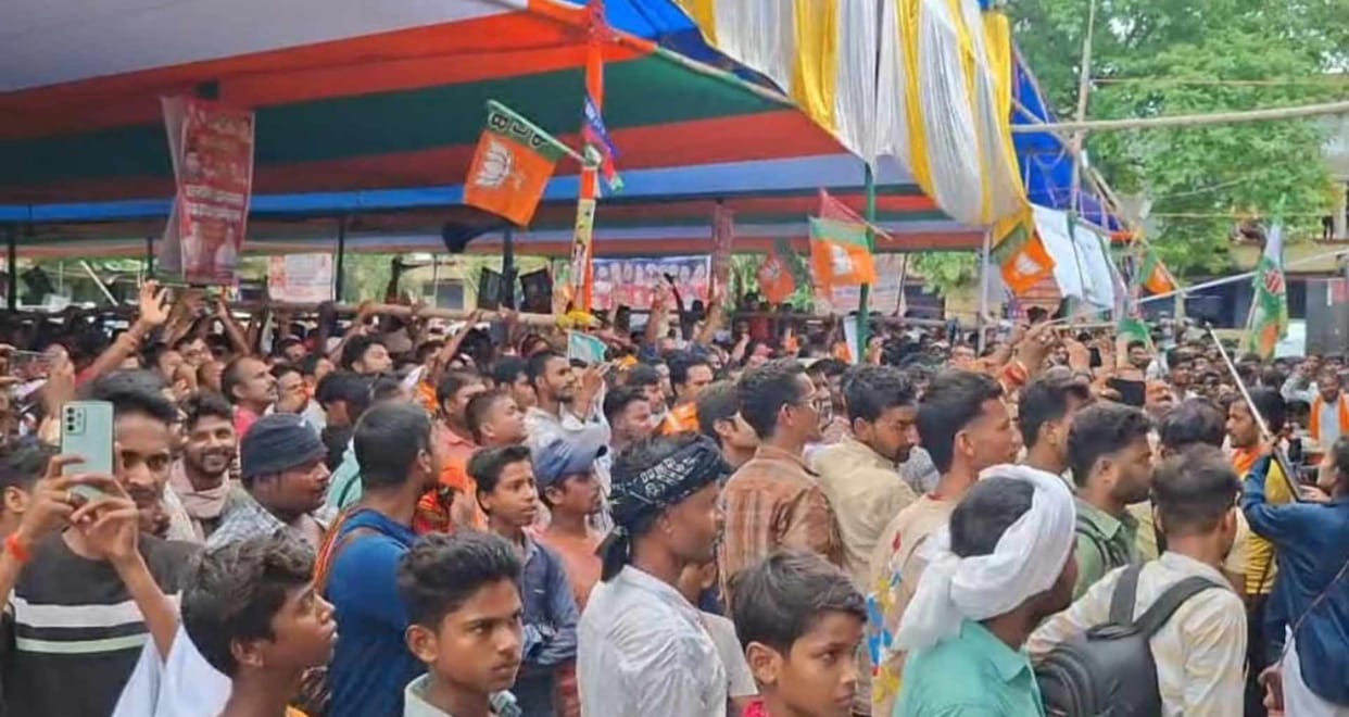 Bihar Election Crowds gathered at the workers' conference, NDA leaders shouted slogans of victory