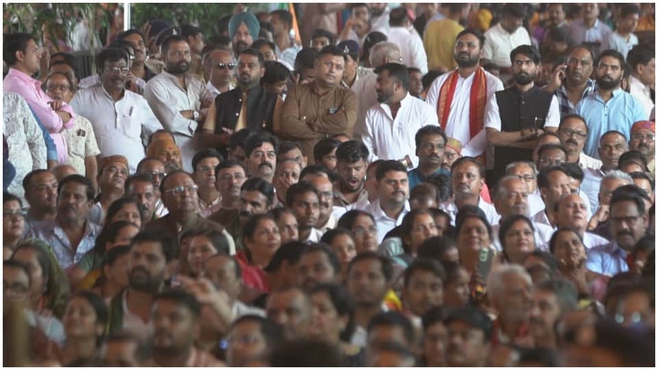 Nitin Gadkari Announces Tiger Corridor Linking Four National Parks in Madhya Pradesh