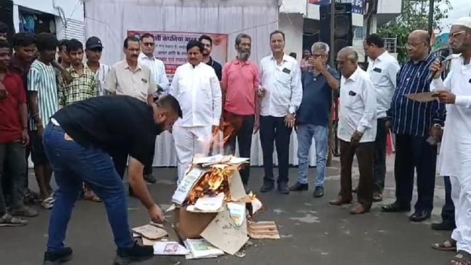 We have to increase the pride of the country and adopt Swadeshi Chamber of Commerce and Swadeshi Jagran Manch