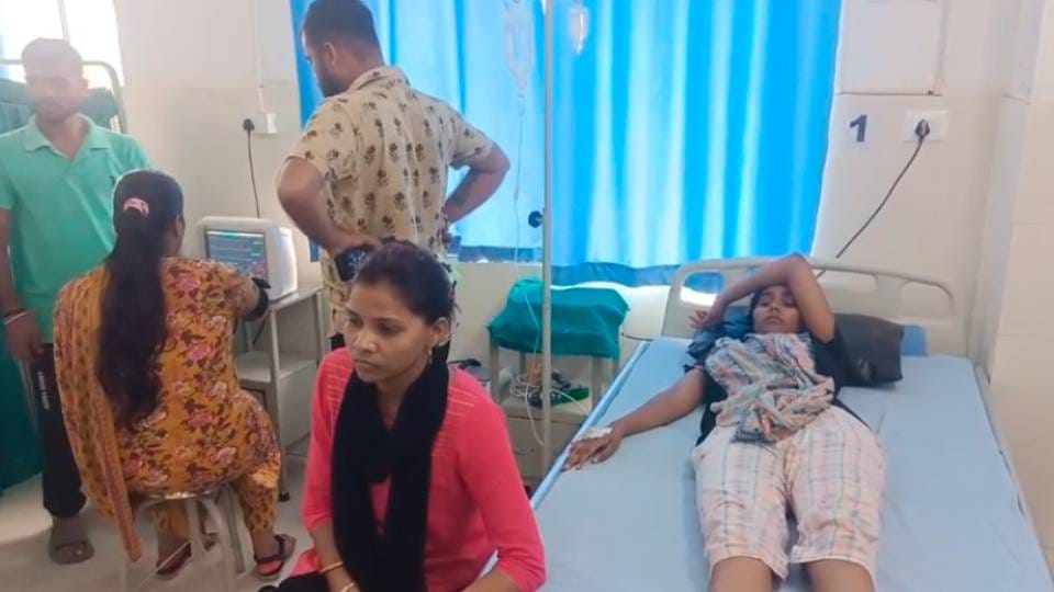 Diarrhea spread in Jankipuram at Lucknow patients admitted to Trauma Center area cleaned