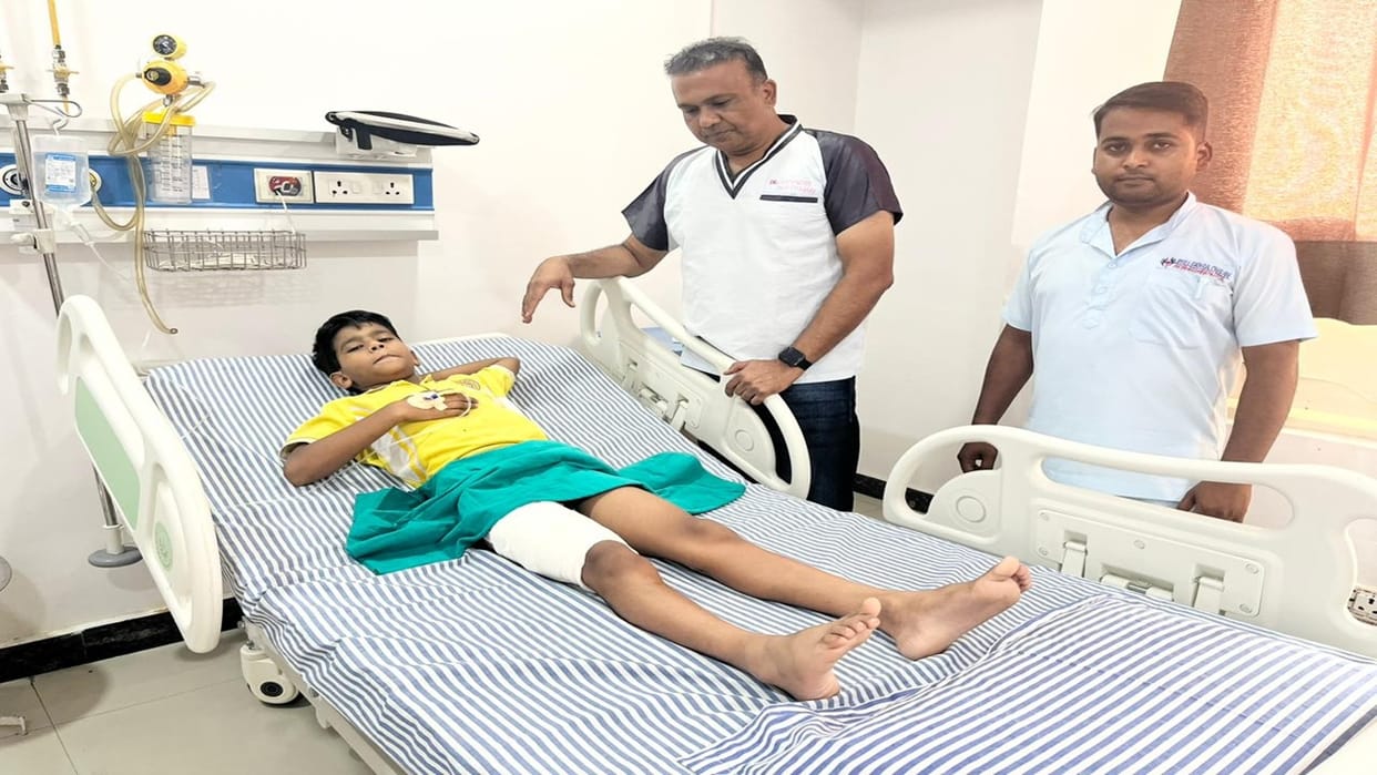 Four students were bitten by stray dog outside a school in Bareilly