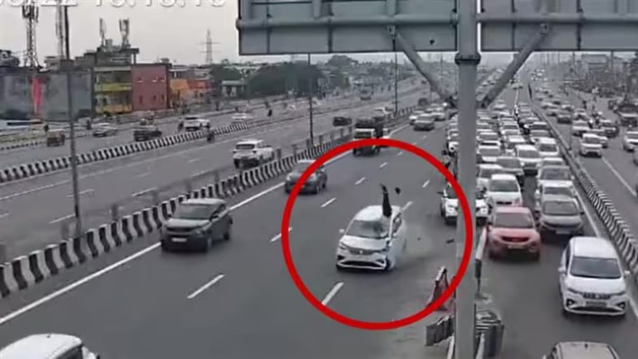Delhi Meerut Expressway Speeding Car Blew Up Traffic Policeman Vipin Seriously Injured And Death Video