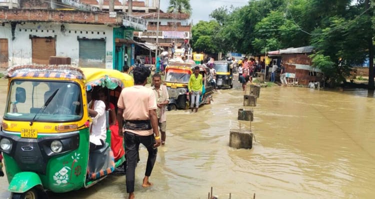 Bihar: जहानाबाद में मोरहर नदी का जलस्तर बढ़ा, पुल पर चढ़ा पानी, दहशत में लोग