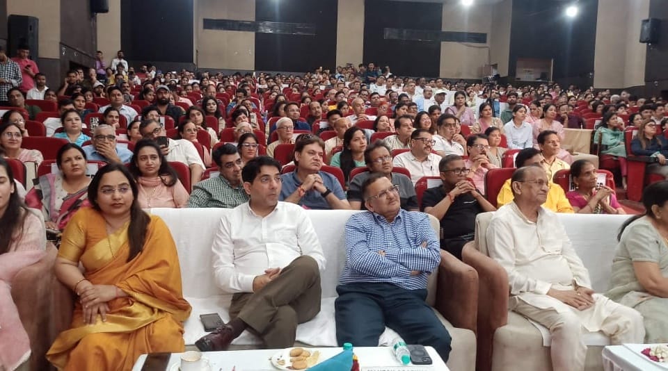 Moradabad: Jaya Kishori gave a message of spirituality in the Jeevnjali program, youth got a new direction
