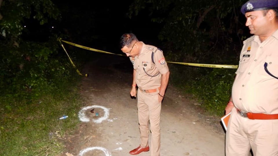 UP: Apart from selling fruits, he also looked for beautiful customers, racket kingpin Pinky is being searched
