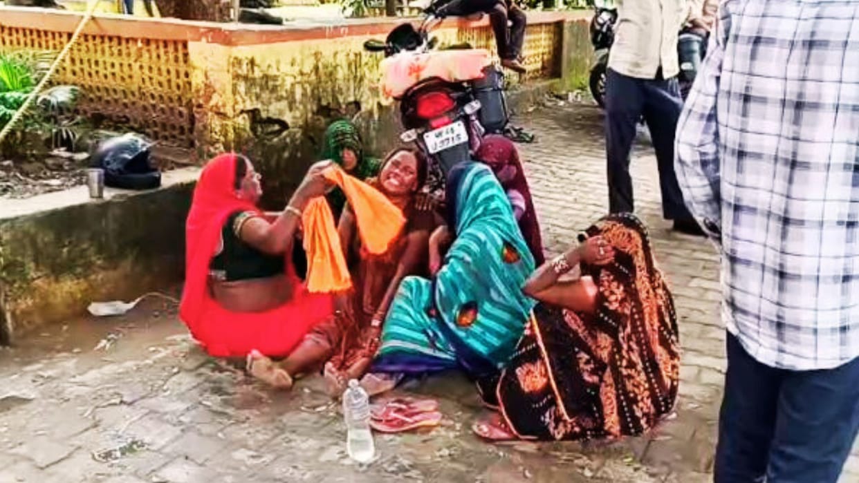 Sonbhadra small quarrel became reason for death brother was killed by beating with stick case filed