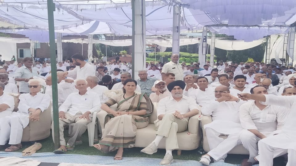 Meerut: Former Governor Satyapal Malik remembered, know what Sardar VM Singh and Jagat Singh said