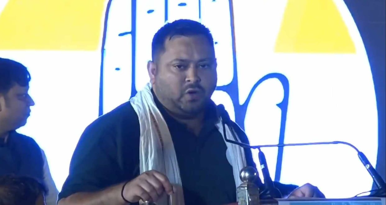 Bihar: Tejashwi targeted Chirag in the Voter Rights Yatra, also raised questions on the Election Commission