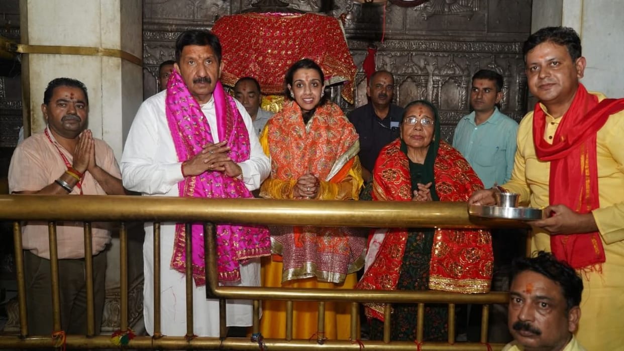Himachal Deputy CM bowed his head at Jwala Mata temple said the temple will be beautified with Rs 100 crore