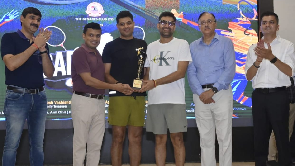 Badminton Akash and Mukesh pair became winners for third time got felicitated at Banaras Club