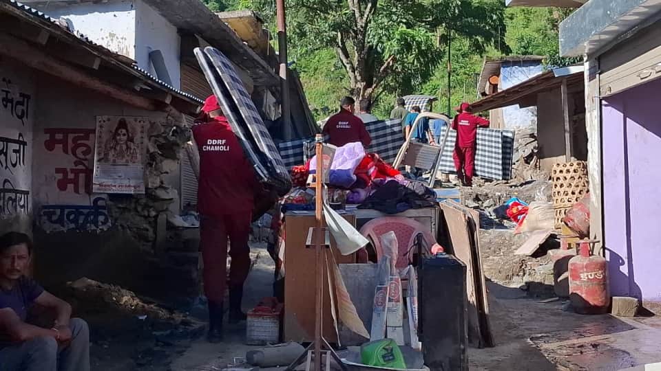 Chamoli disaster Everything destroyed in flood old man Still missing see Situation even after Three days