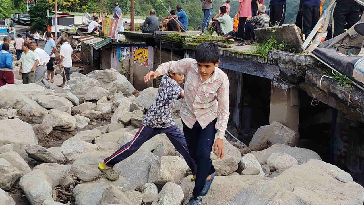 Chamoli Cloudburst whole market destroyed in ten seconds Chepado Bharat Singh narrated his ordeal