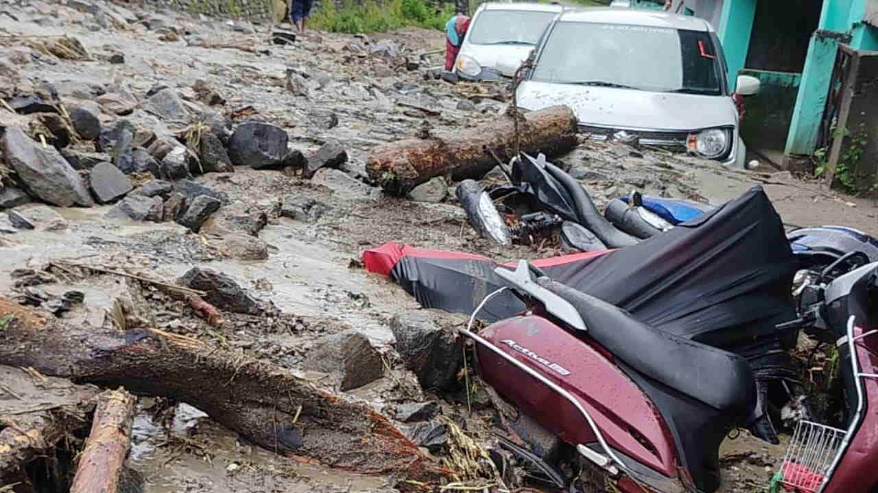 Chamoli Cloudburst Prem Butola was alerting people by whistling debris swept him away for 100 meters Tharali