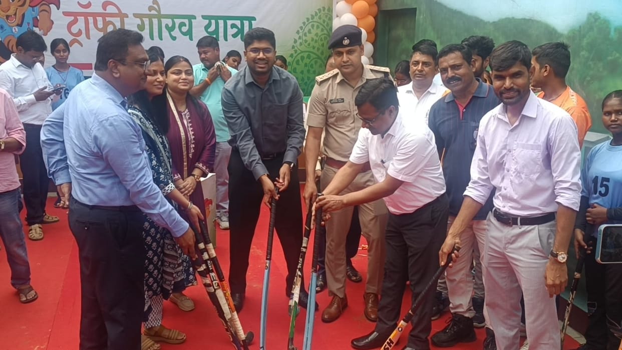 Bihar News: Men's Hockey Hero Asia Cup 2025 trophy Gaurav Yatra reached Munger