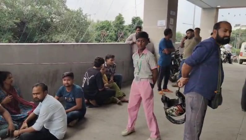 road accident in Greater Noida Car hits four teenagers riding a bike all die
