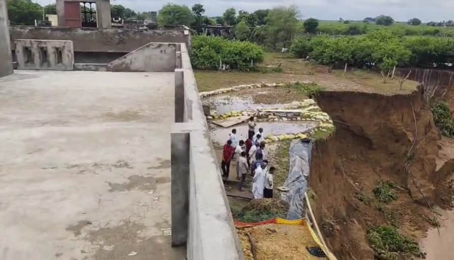 Rajasthan Rain Havoc Heavy Rain Creates 50-Foot Crater in Sawai Madhopur, Houses and Temples Collapse