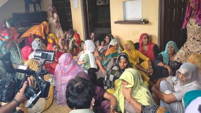 Nikki murder case New twist Husband Vipin and father-in-law outside house when Nikki was burnt Greater Noida