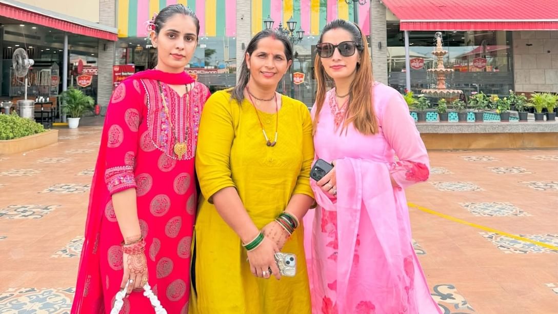 Nikki Murder Case: पत्नी और भाभी की इस बात से नाखुश था विपिन, दोनों बहनों की ये बात भी न थी पसंद; पढ़ें खुलासा Nikki Murder Case Greater Noida Vipin was unhappy with his wife and sister-in-law managing Instagram