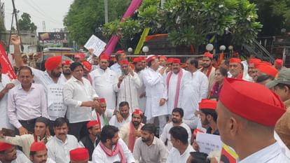 मेरठ नगर निगम में बवाल:बच्चा पार्क पर सपा पार्षदों का हंगामा,कर्मचारी और पार्षद आमने-सामने...TV Newsकल तक