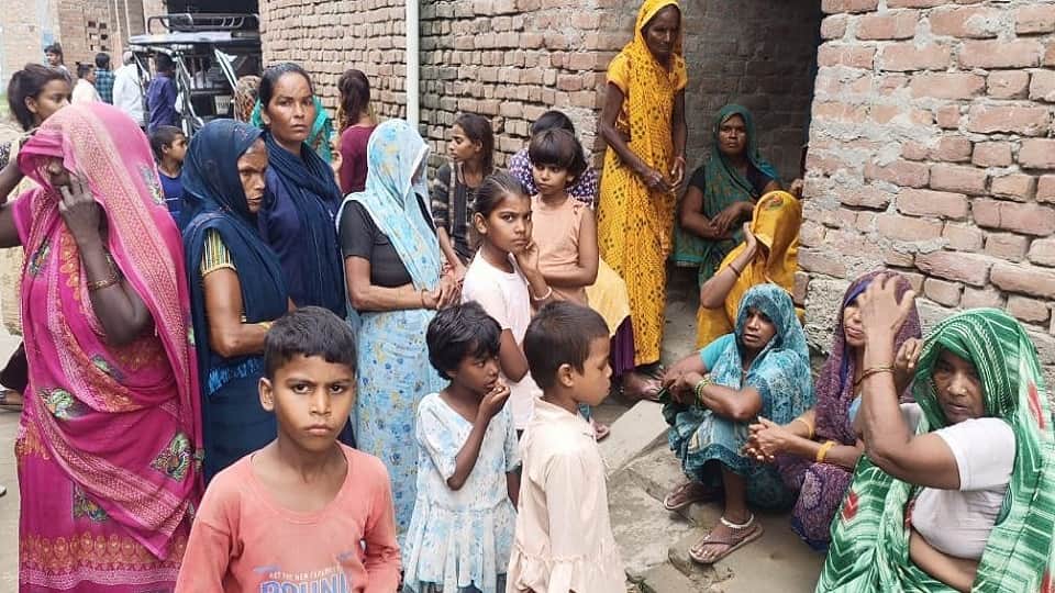 Bulandshahr road accident 11 people from Kasganj died in tractor trolley accident