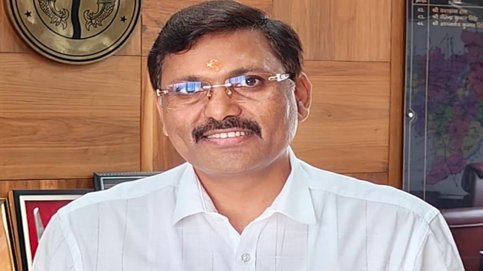 UP: Commissioner Anjaneya Singh will join Moradabad on 27th, Center extended his deputation by one year