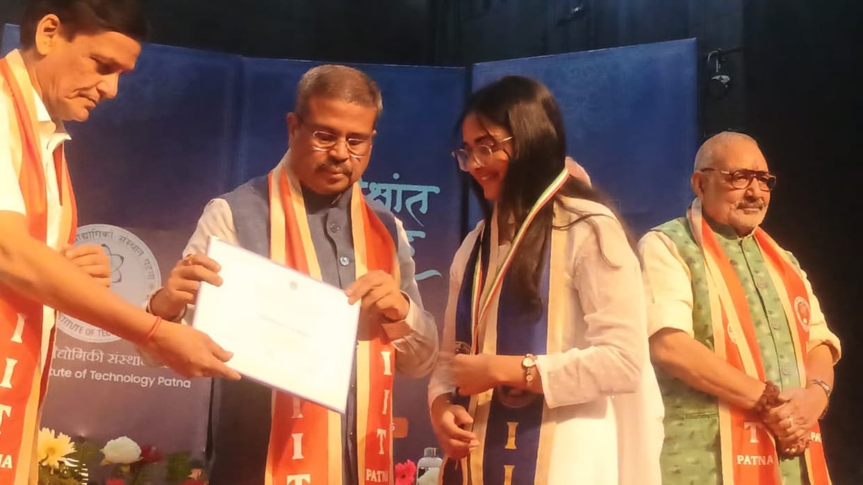 Bihar : Union Education Minister Dharmendra Pradhan targeted congress party Rahul Gandhi election commission