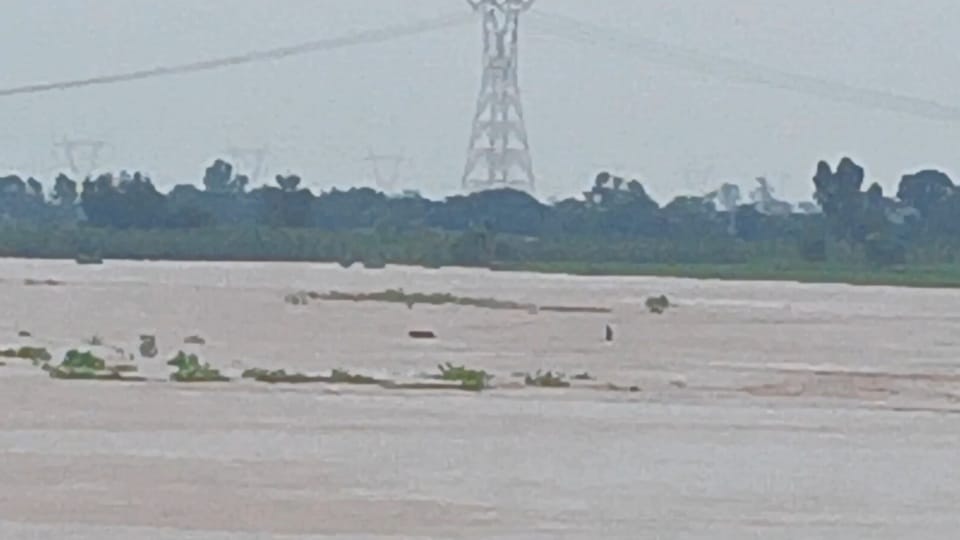 Hundreds of villages submerged in water due to floods in Punjab