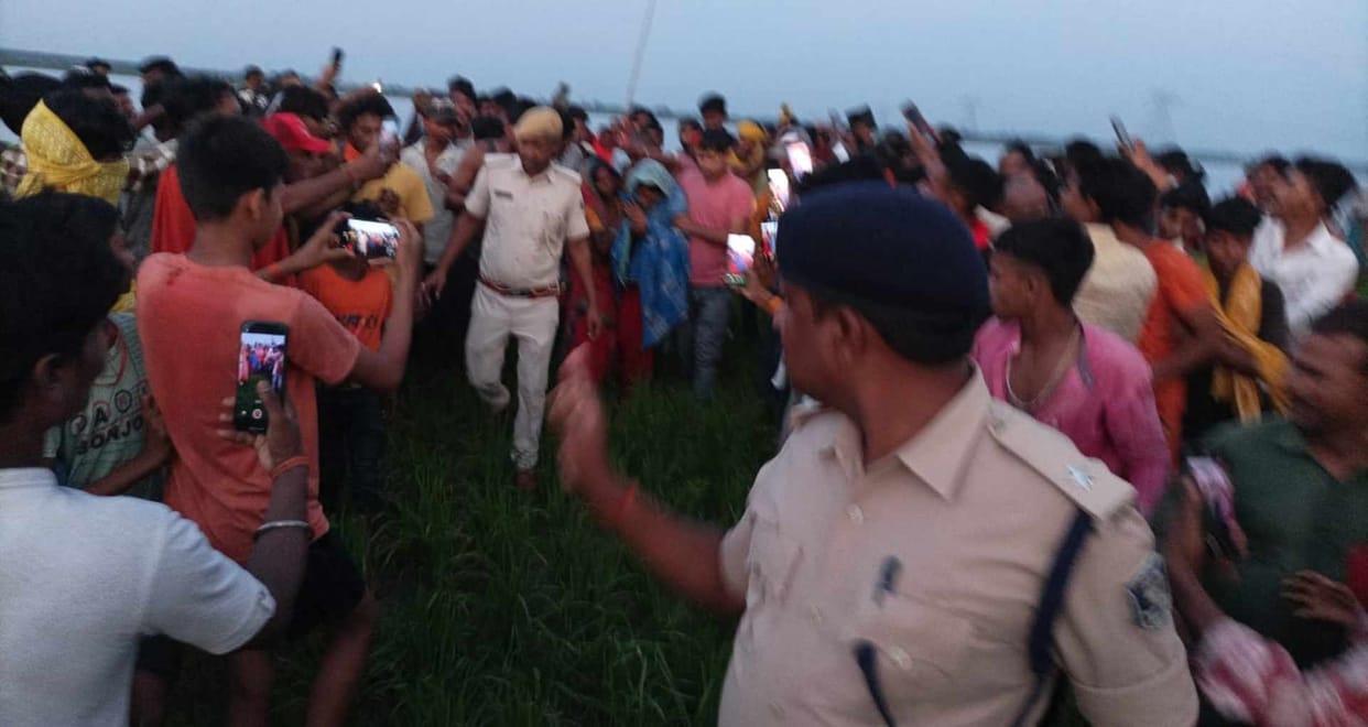Saharsa: Wife's life saved due to husband's bravery, becomes a topic of discussion in the area