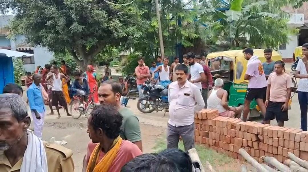 Bihar Accident: Tragic accident in Vaishali, four-year-old child dies after being hit by a Toto
