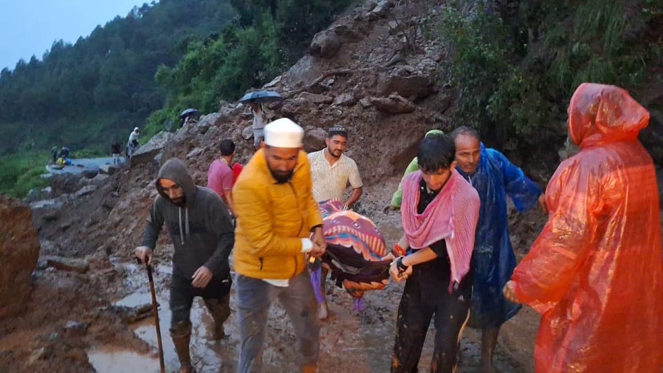 Gulshan Kumar of Kathua district had to walk 35 kilometers carrying his wife's body
