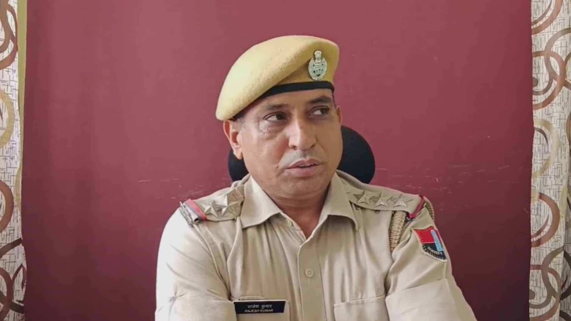 मामले की जानकारी देते सदर थाना अधिकारी