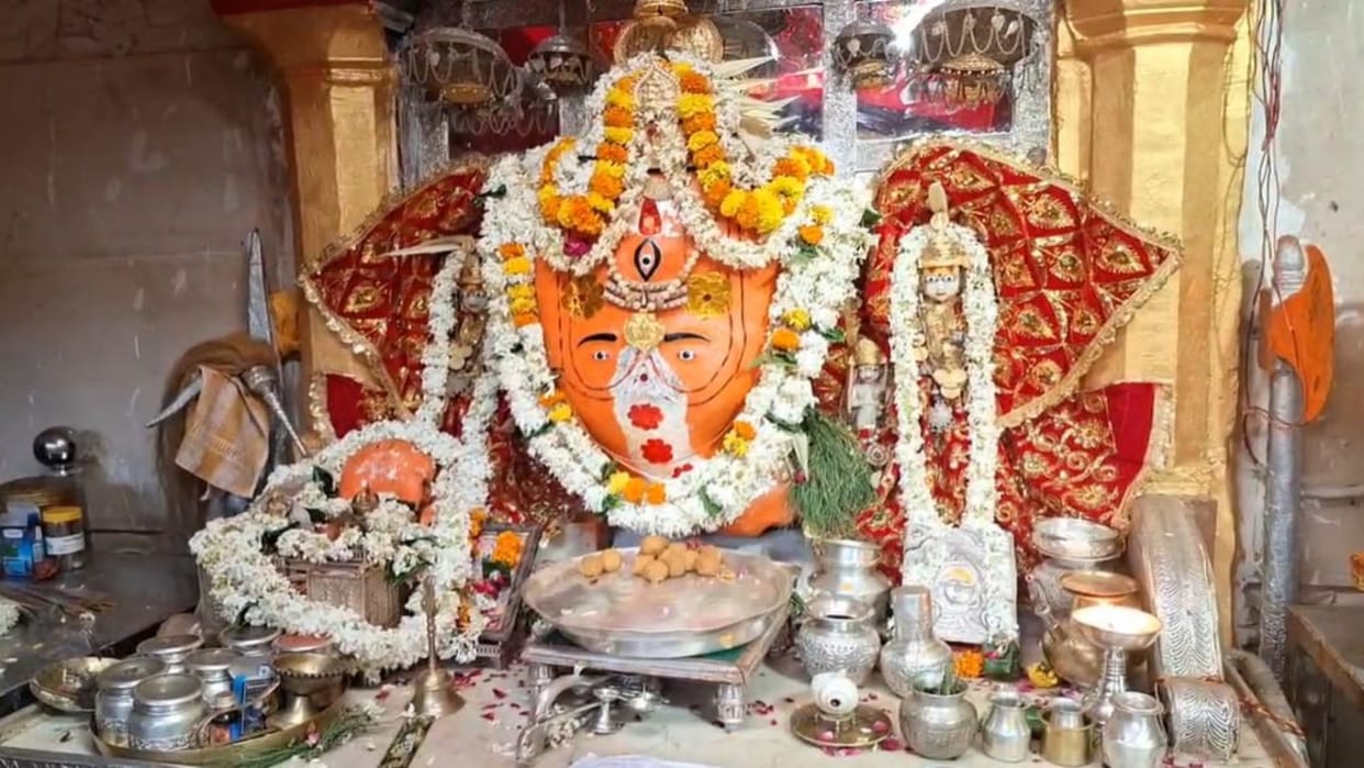 Ganesh Chaturthi Special: Grand Fair Begins at Trinetra Ganesh Temple in Ranthambhore; Tiger Pugmarks Spotted