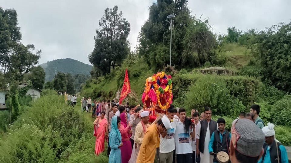 Maa Jayanti Dola lifted from Satgarh village Pithoragarh