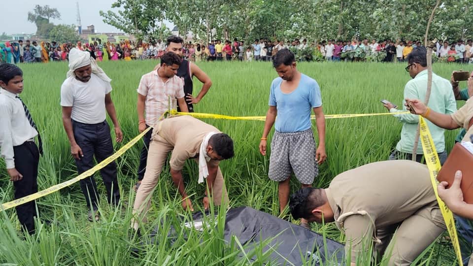 tenth class student murdered by slitting his throat in Sambhal