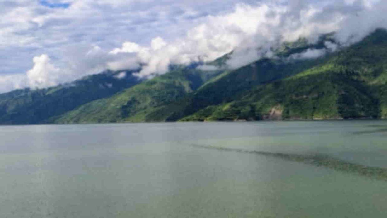 Water level of Tehri lake started rising continuously water is being released from spill-way Uttarakhand news