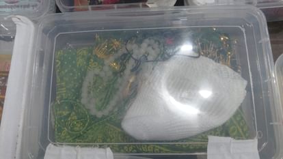 UP: छांगुर जैसा एक और गिरोह सामने आया, प्रभात का खतना कराने की तैयारी में था मौलाना; पुलिस ने पहुंचकर बचाया Conversion happening in Bareilly like Changur four people including Maulana arrested