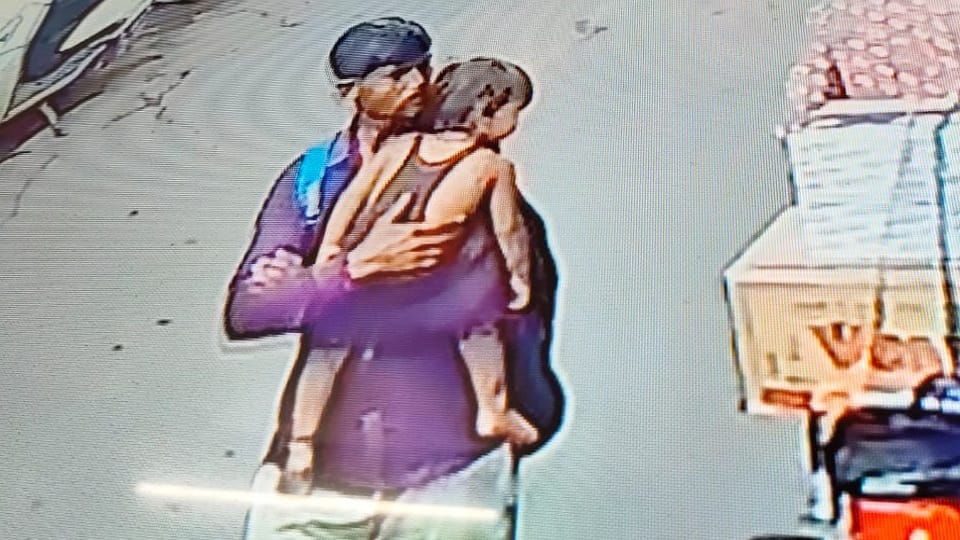 child kidnapped from Aligarh railway station