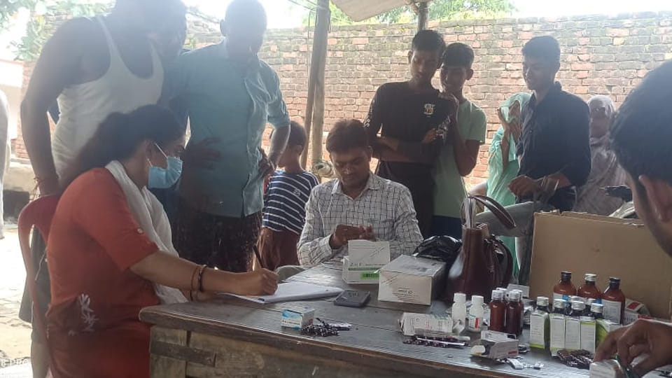 Kanpur: The outbreak of fever is increasing, the fever of the villagers is not coming down