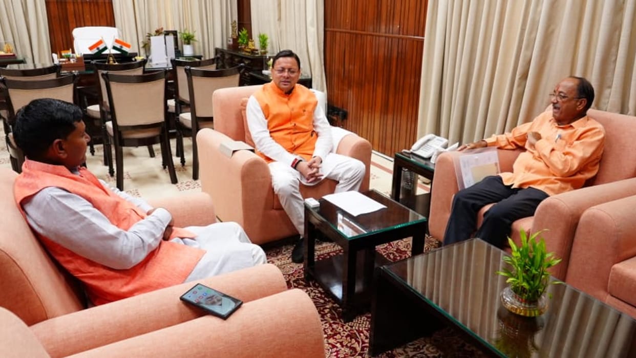 Uttarakhand Cabinet expansion Many MLAs met CM Pushkar Singh Dhami read all Updates in hindi