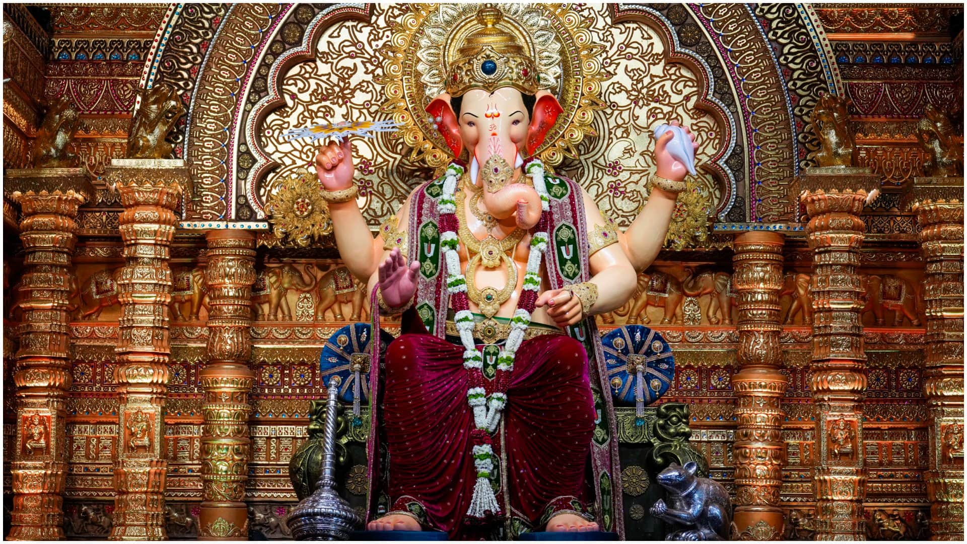 'Ganpati Bappa Morya' resonates everywhere in india, PM Modi wishes people for Ganesh Chaturthi; See Photos