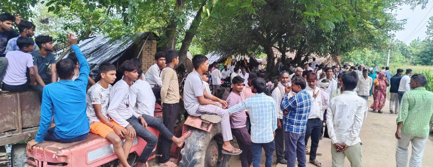 Eleven killed in Collision between tractor trolley and container Bulandshahr road accident