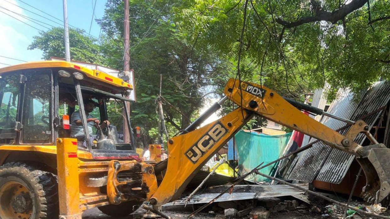 Bulldozer action in Varanasi permanent structures demolished in Chandpur industrial area