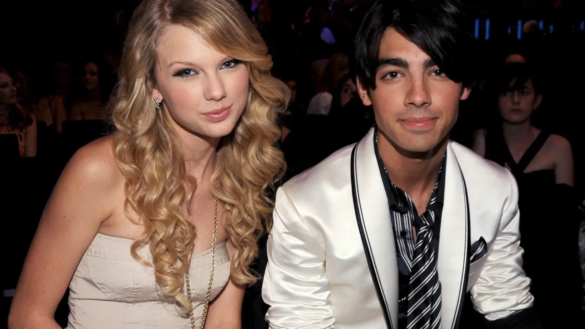 taylor swift travis kelce engagement list of ex boyfriends singer musician