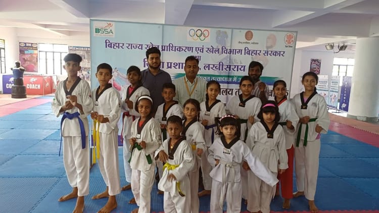 Bihar News: लखीसराय के 13 खिलाड़ी राष्ट्रीय ताइक्वांडो चैंपियनशिप में होंगे शामिल, दिखाएंगे अपनी प्रतिभा
