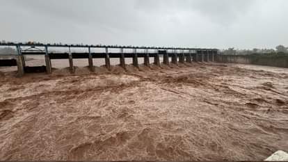 तवी नदी में जलस्तर बढ़ गया