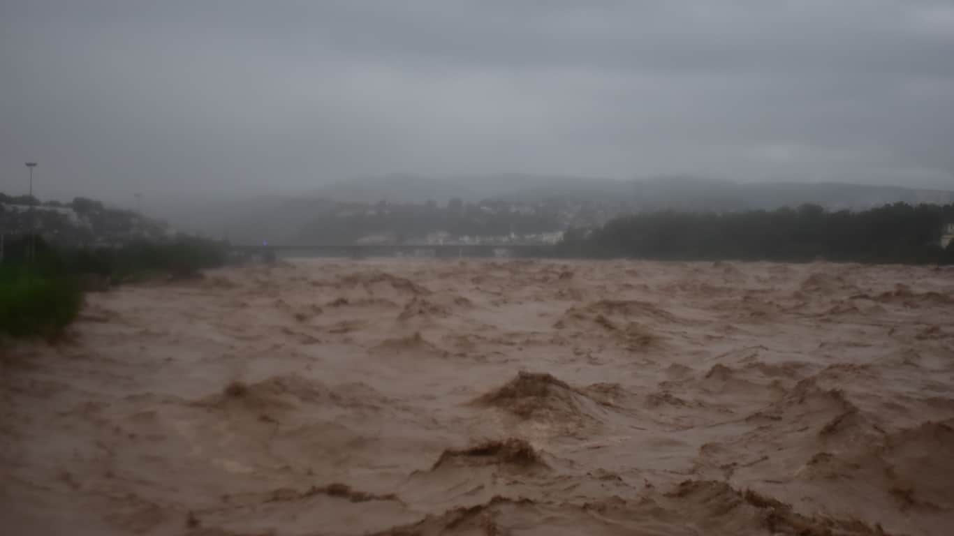 jammu kashmir heavy rain Life came to a standstill due to rain As day progressed situation becomes more scary