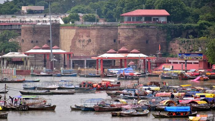 Prayagraj Flood Ganga-Yamuna water level started rising again, district administration on alert
