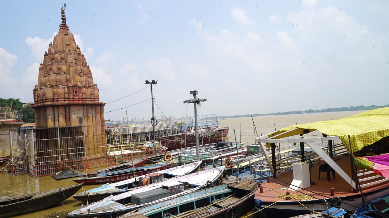 Boats will be able to ply Ganges from today after 74 days life jackets are mandatory boatman protested